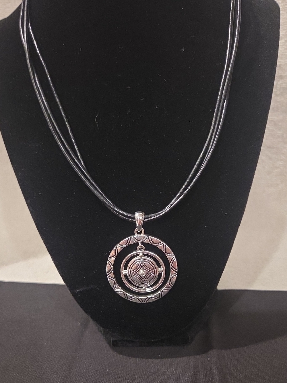 NAPIER NECKLACE